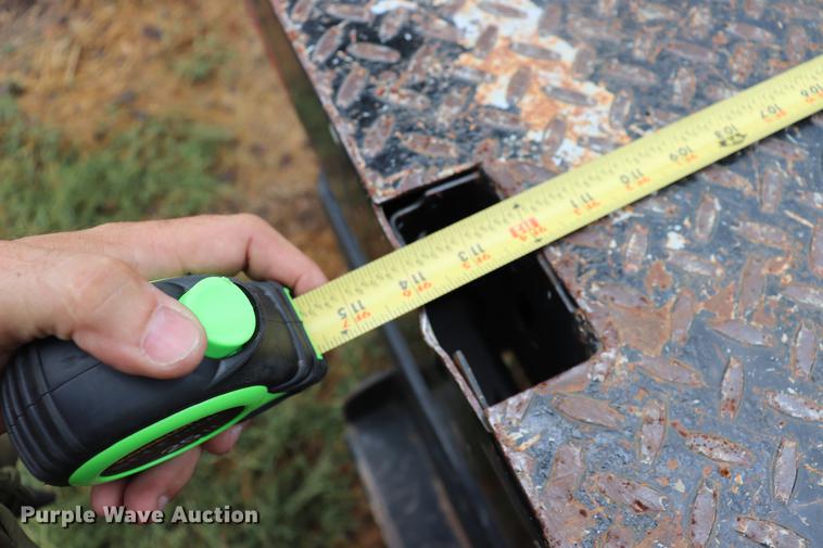 image for item ED9506 2012 Chevrolet Silverado 3500HD Crew Cab flatbed pickup truck