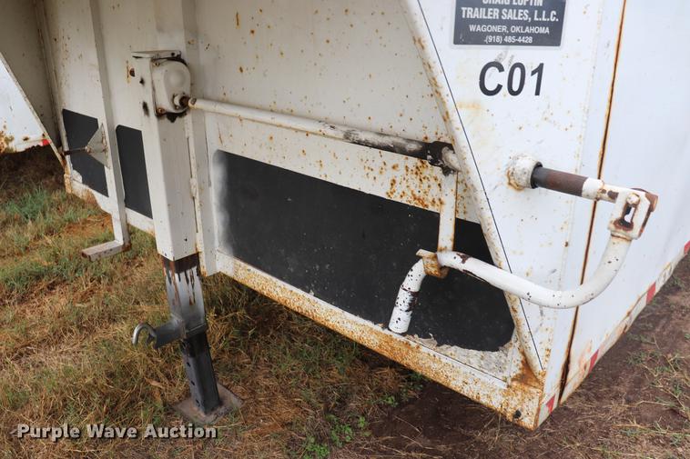 image for item ED9508 2000 CM 8X20G00SENECK enclosed cargo trailer