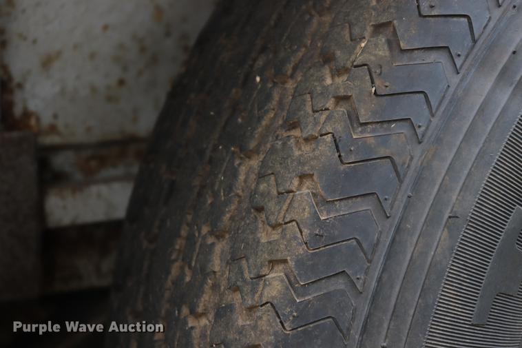 image for item ED9508 2000 CM 8X20G00SENECK enclosed cargo trailer