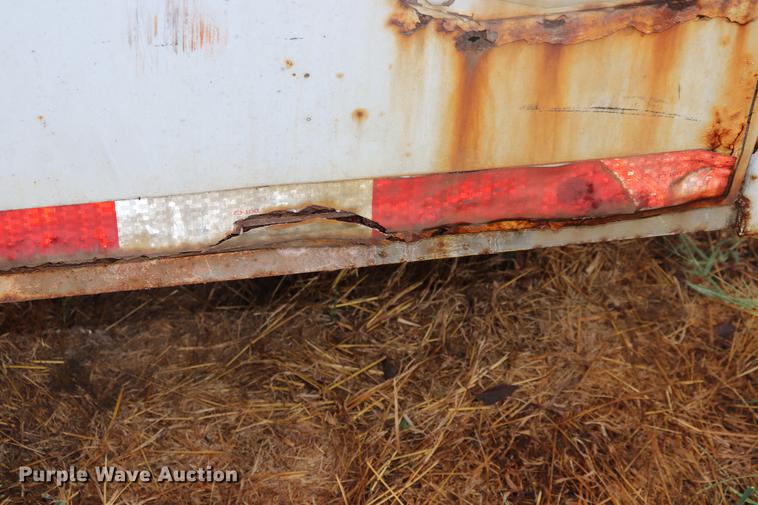 image for item ED9508 2000 CM 8X20G00SENECK enclosed cargo trailer