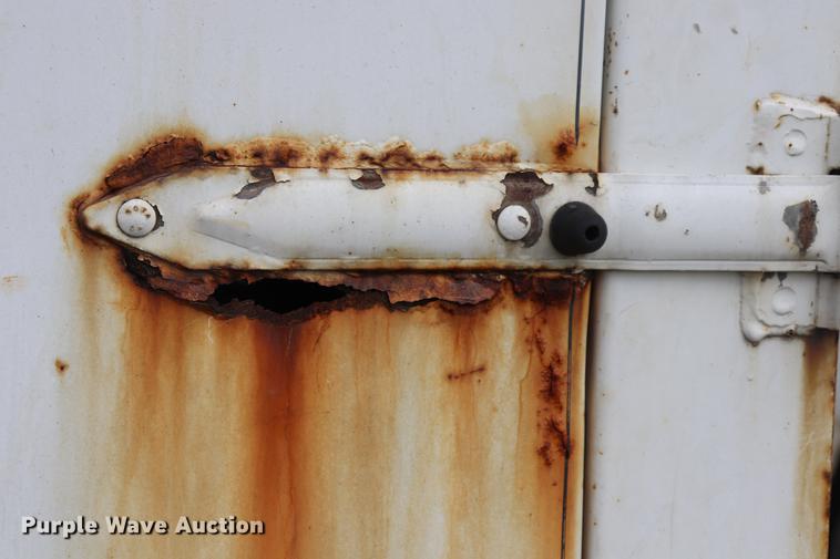 image for item ED9508 2000 CM 8X20G00SENECK enclosed cargo trailer