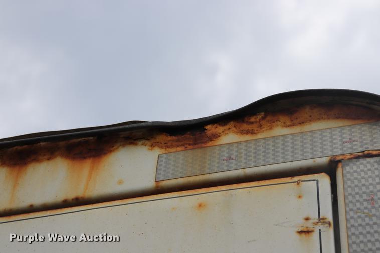 image for item ED9508 2000 CM 8X20G00SENECK enclosed cargo trailer