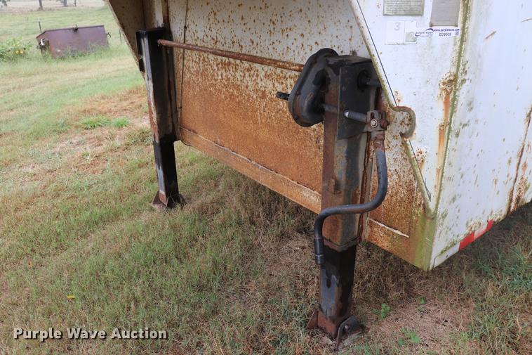 image for item ED9509 2000 Coose enclosed cargo trailer