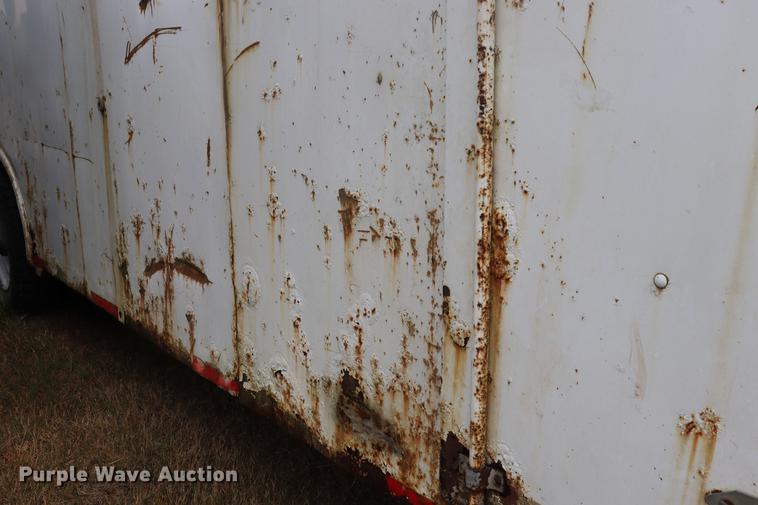 image for item ED9509 2000 Coose enclosed cargo trailer