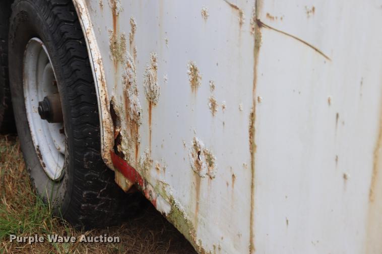 image for item ED9509 2000 Coose enclosed cargo trailer