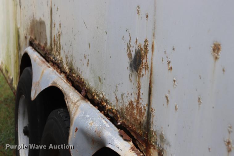 image for item ED9509 2000 Coose enclosed cargo trailer