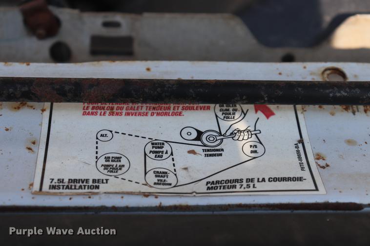 image for item ED9520 1996 Ford F450 Super Duty flatbed truck