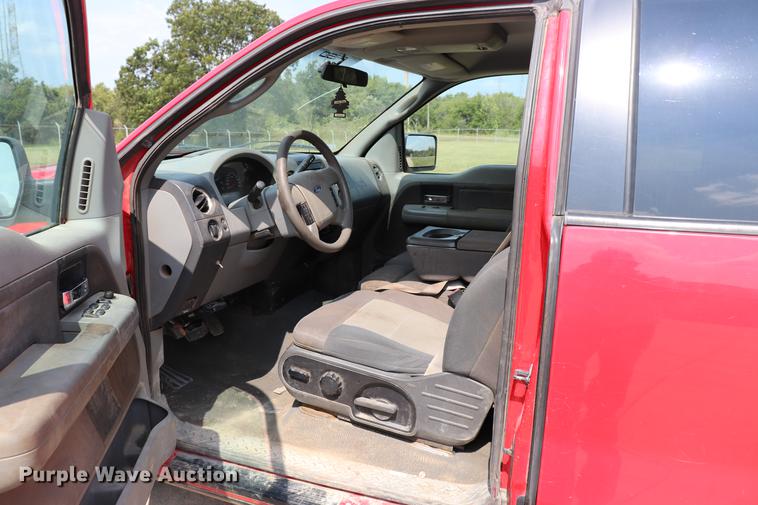 image for item ED9534 2006 Ford F150 SuperCab pickup truck