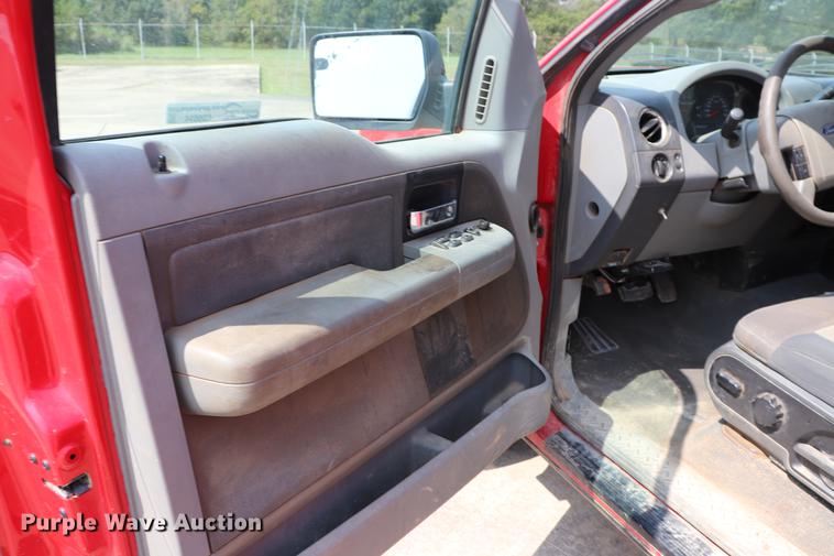 image for item ED9534 2006 Ford F150 SuperCab pickup truck