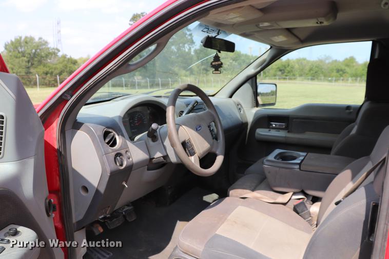 image for item ED9534 2006 Ford F150 SuperCab pickup truck