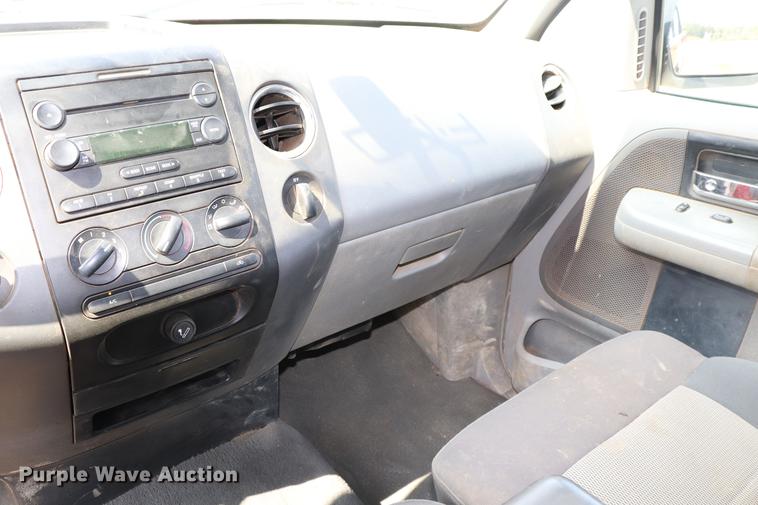 image for item ED9534 2006 Ford F150 SuperCab pickup truck