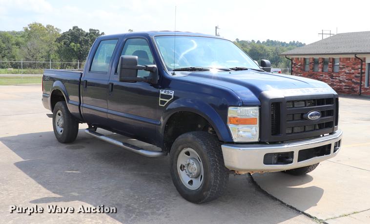 image for item ED9535 2008 Ford F250 Super Duty Crew Cab pickup truck