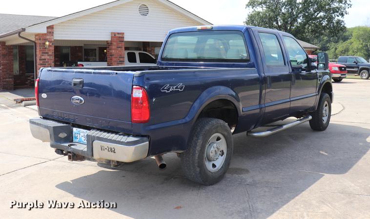 image for item ED9535 2008 Ford F250 Super Duty Crew Cab pickup truck