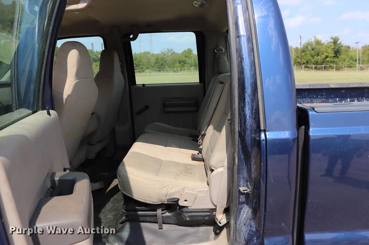 image for item ED9535 2008 Ford F250 Super Duty Crew Cab pickup truck