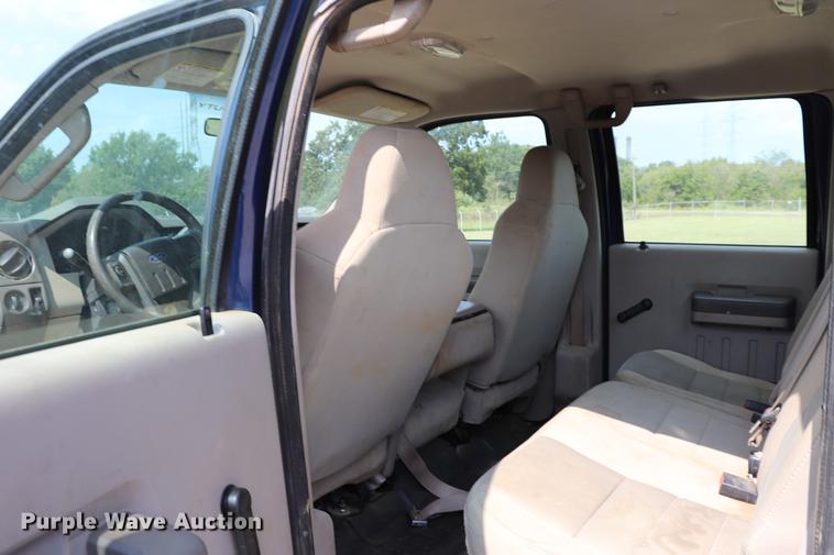 image for item ED9535 2008 Ford F250 Super Duty Crew Cab pickup truck