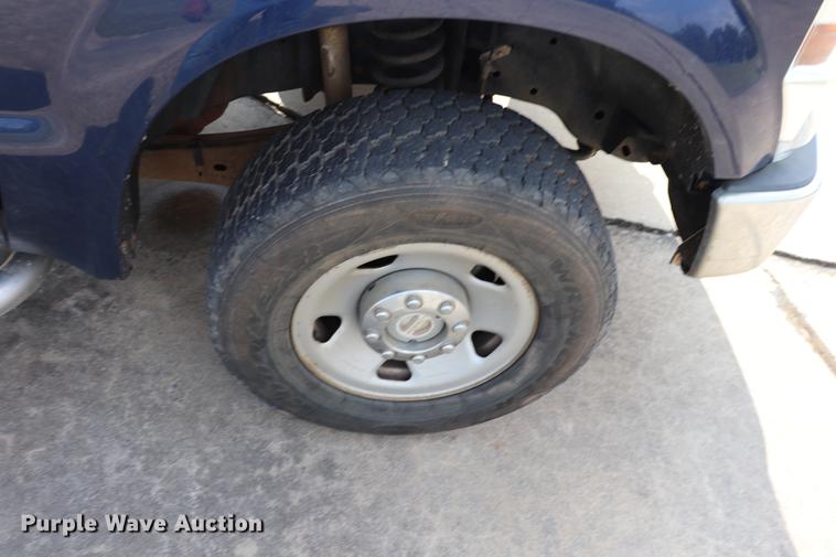 image for item ED9535 2008 Ford F250 Super Duty Crew Cab pickup truck