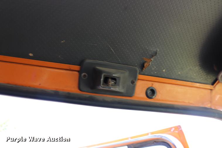 image for item ED9538 1988 Ford L9000 oil distributor truck