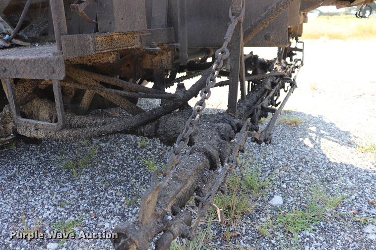 image for item ED9538 1988 Ford L9000 oil distributor truck