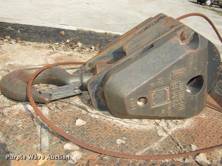 image for item G1445 (3) crane lifting blocks