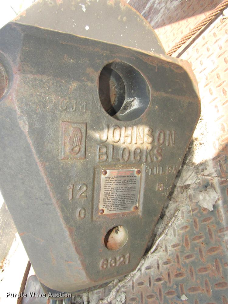 image for item G1445 (3) crane lifting blocks