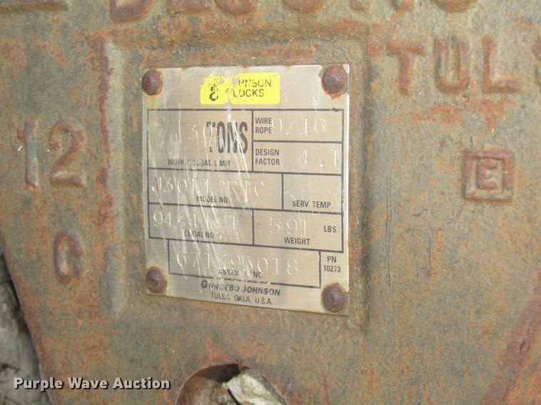 image for item G1445 (3) crane lifting blocks