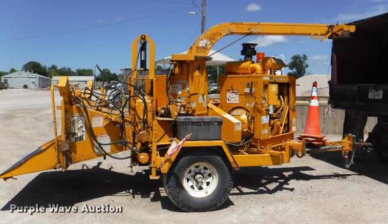 image for item K5897 1997 Brush Bandit 250XP chipper