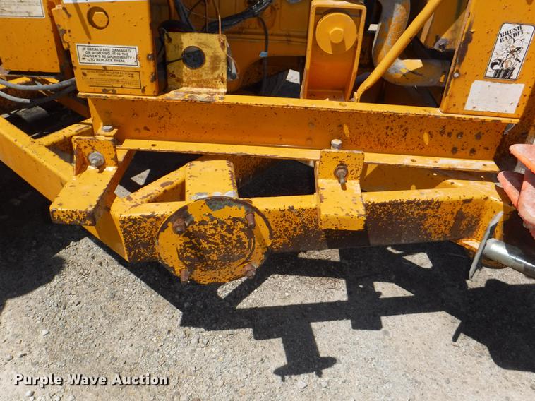 image for item K5897 1997 Brush Bandit 250XP chipper