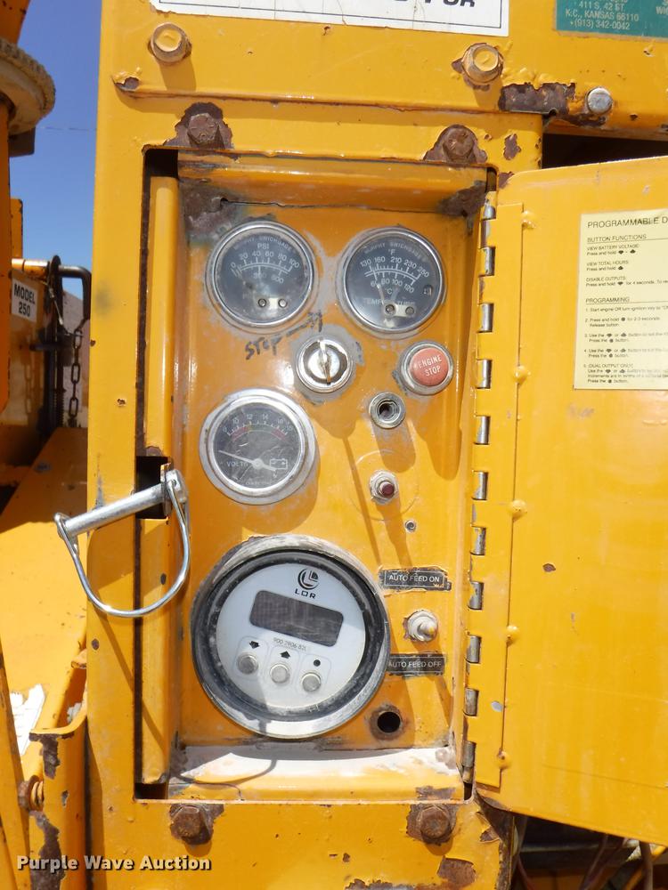 image for item K5897 1997 Brush Bandit 250XP chipper