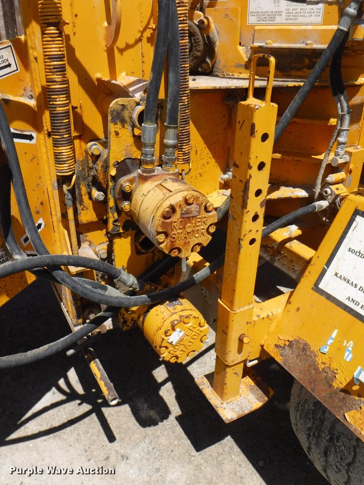 image for item K5897 1997 Brush Bandit 250XP chipper