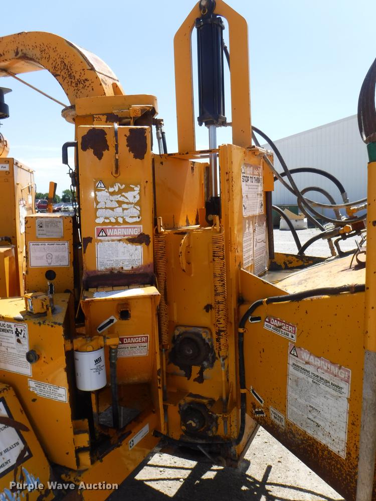 image for item K5897 1997 Brush Bandit 250XP chipper