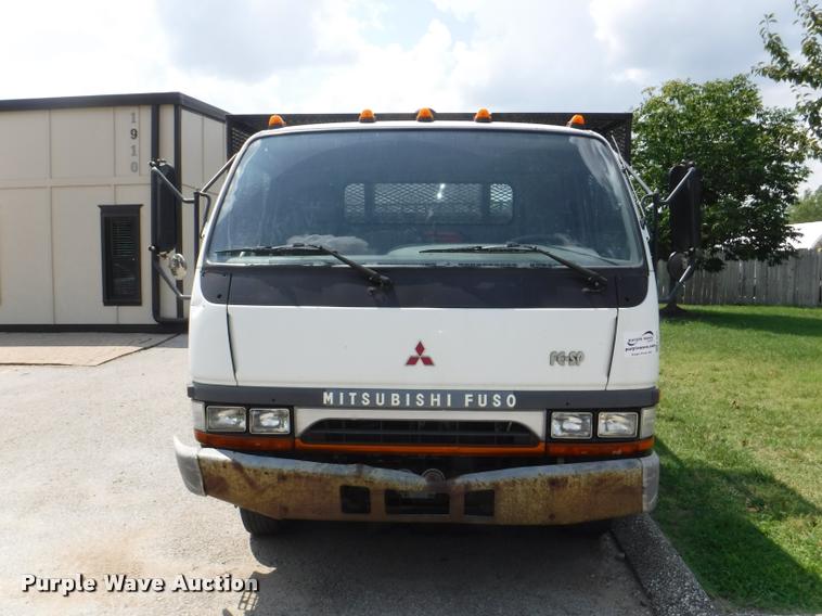 image for item K5911 2004 Mitsubishi Fuso FE640 flatbed truck