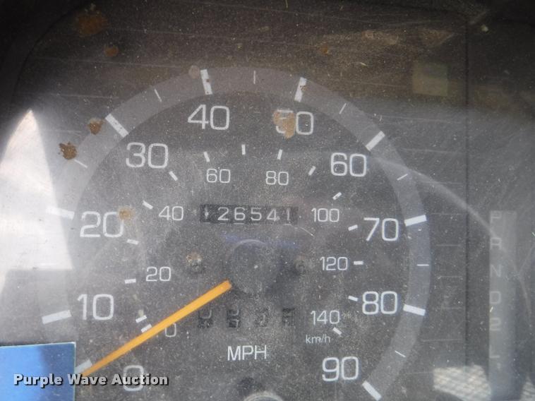 image for item K5911 2004 Mitsubishi Fuso FE640 flatbed truck