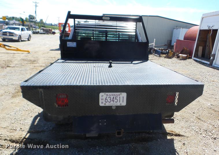 image for item K6366 1995 Dodge Ram 2500 HD flatbed pickup truck