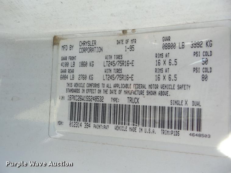 image for item K6366 1995 Dodge Ram 2500 HD flatbed pickup truck