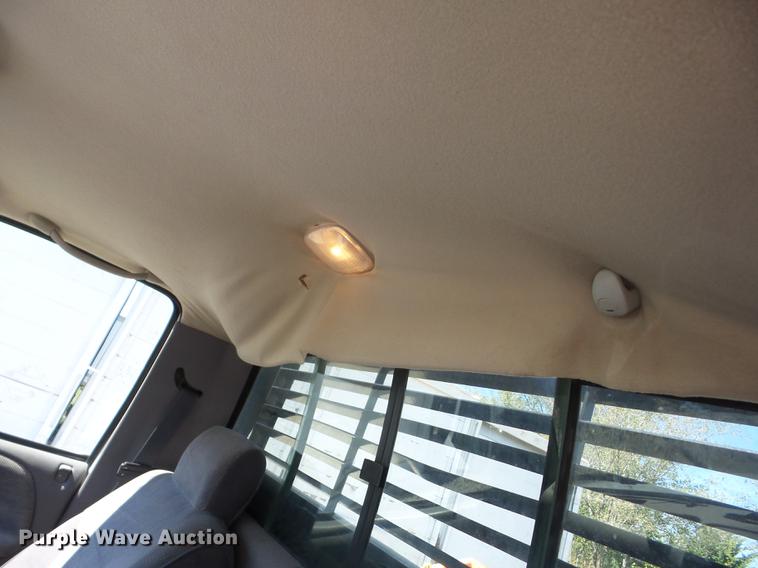 image for item K6366 1995 Dodge Ram 2500 HD flatbed pickup truck