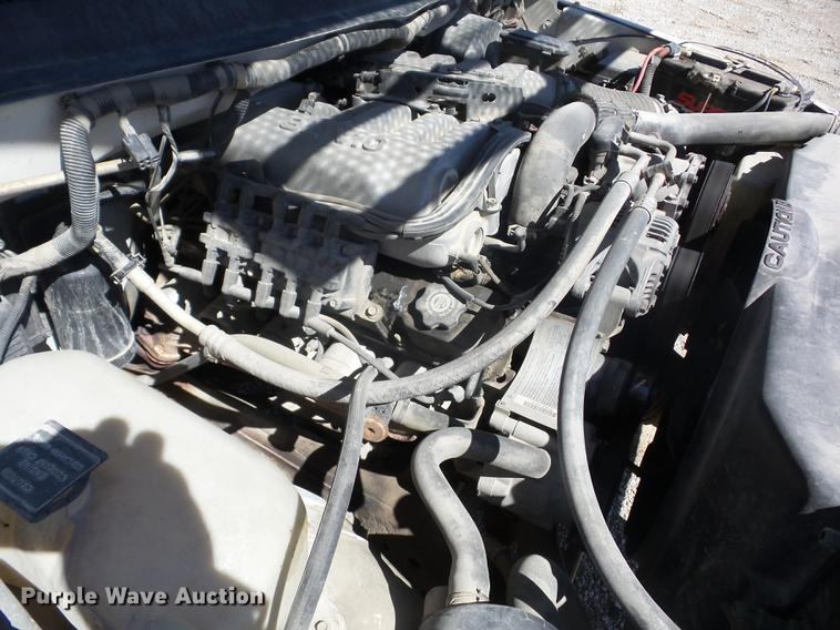 image for item K6366 1995 Dodge Ram 2500 HD flatbed pickup truck