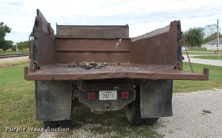 image for item K6368 1977 Chevrolet C60 dump truck