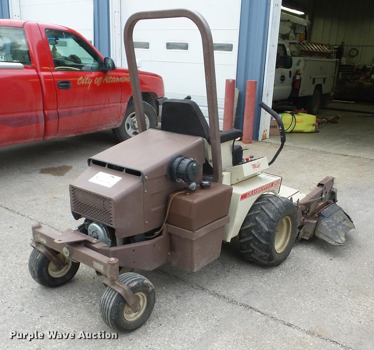 image for item K6369 Grasshopper 928D lawn mower