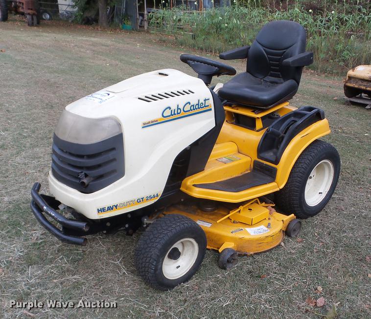 image for item K6394 Cub Cadet GT2544 lawn mower