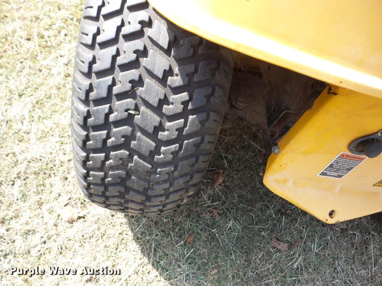 image for item K6394 Cub Cadet GT2544 lawn mower