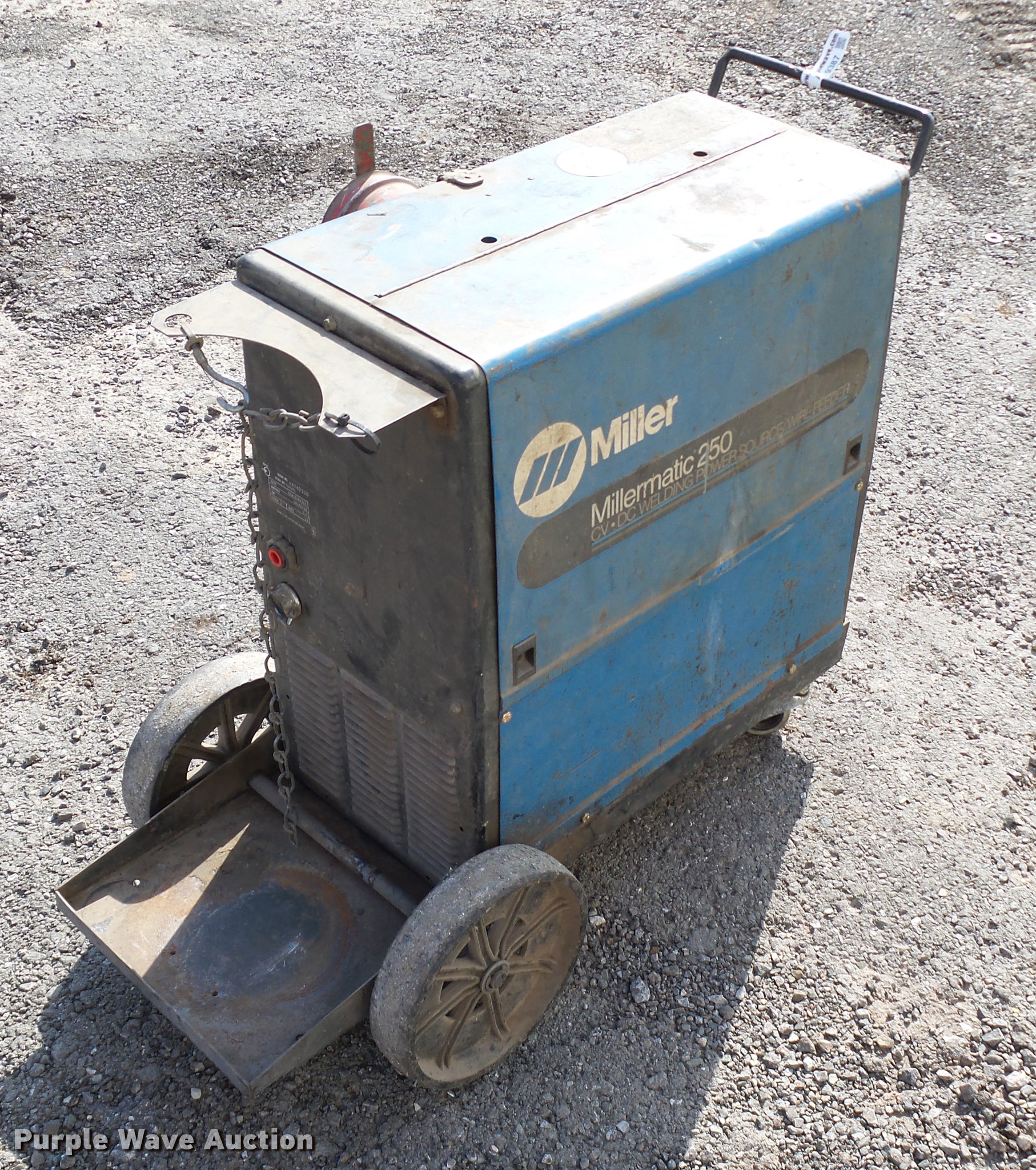 Miller Millermatic 250 welder in Edmond, OK | Item AO9387 sold | Purple ...