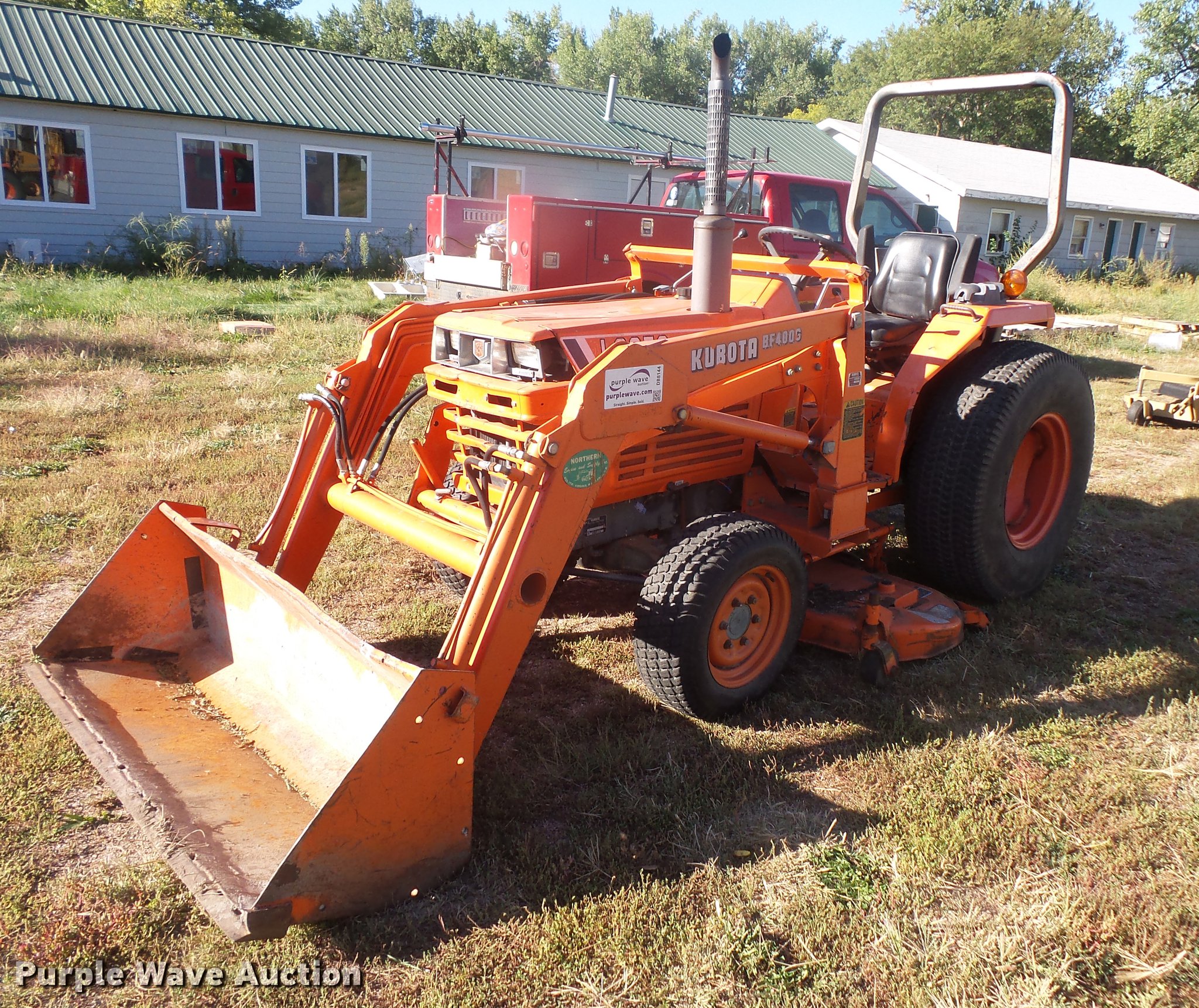 Kubota L2250 MFWD tractor in Cozad, NE Item DB8144 sold Purple Wave