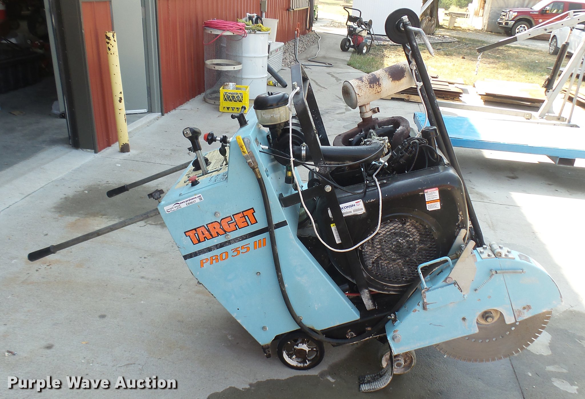 Target Pro 35 concrete saw in Hesston, KS Item EB9037 sold Purple Wave