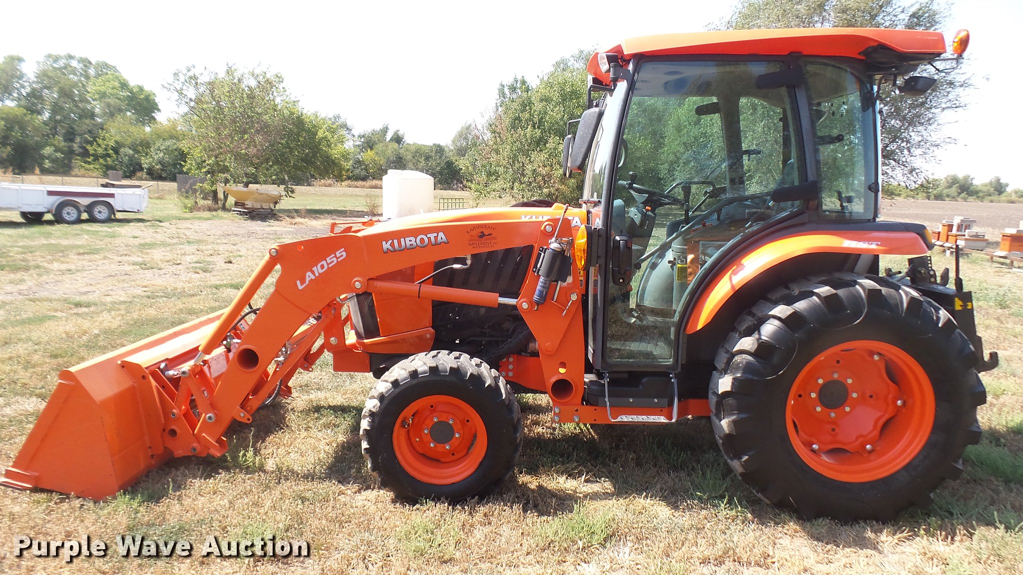Kubota L6060 MFWD tractor in Hesston, KS | Item EB9073 sold | Purple Wave