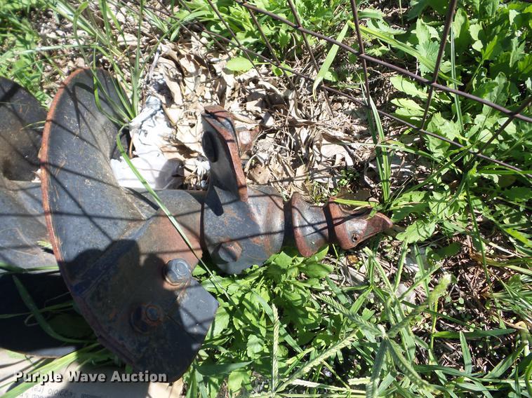 image for item AY9680 Bush Hog PDH2102 post hole auger