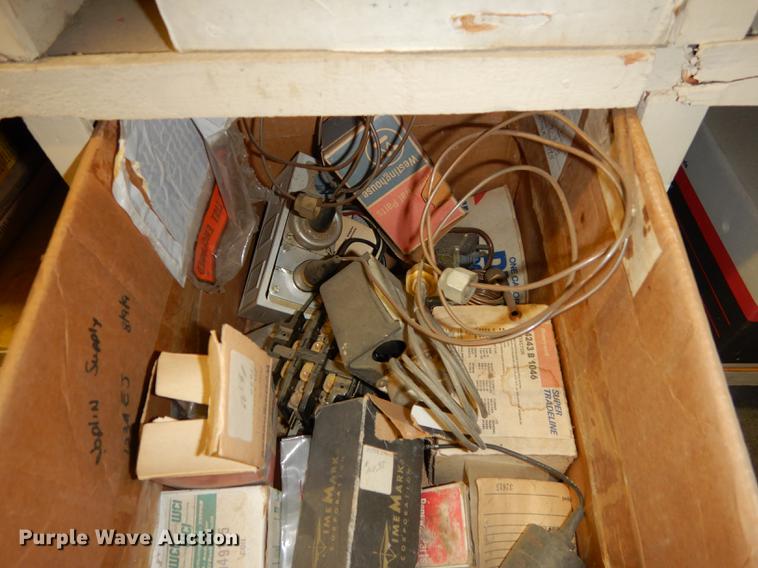 image for item DS9813 HVAC supplies