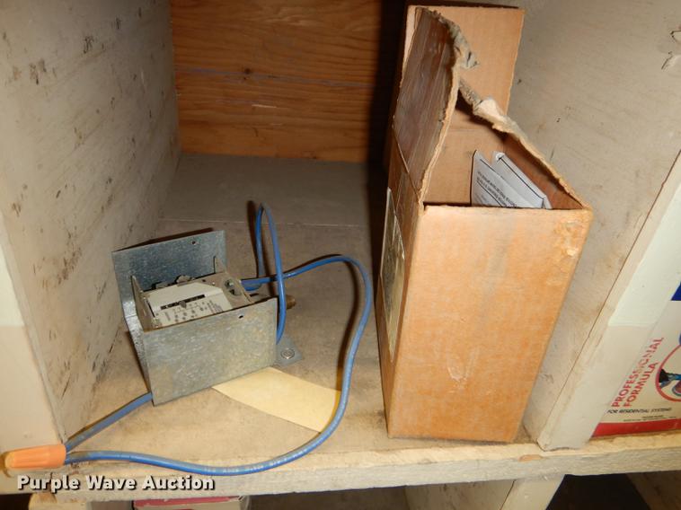 image for item DS9813 HVAC supplies