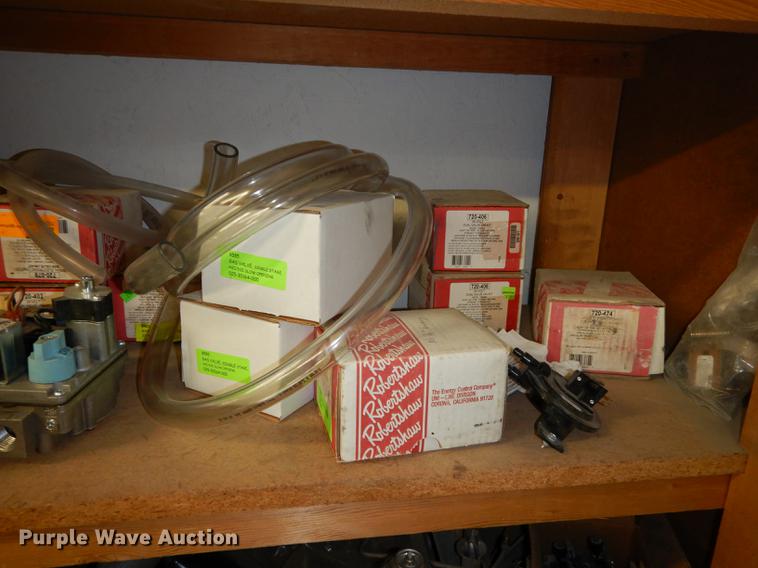 image for item DS9814 HVAC supplies