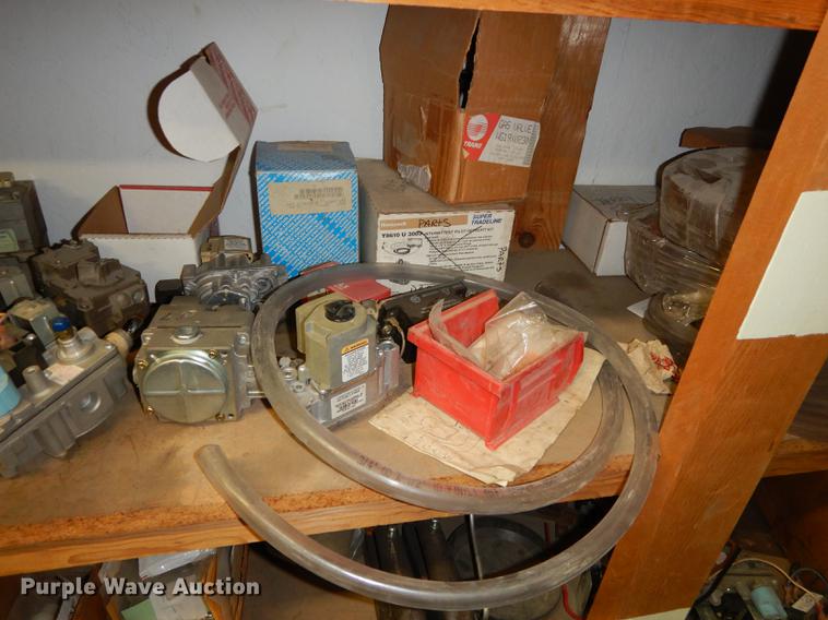 image for item DS9814 HVAC supplies