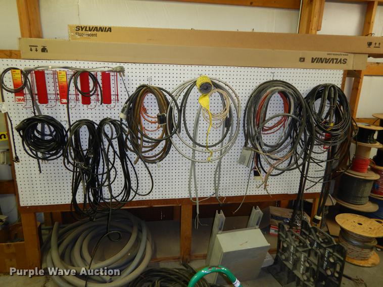 image for item DS9819 Electrical supplies